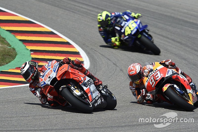 Pilotos da MotoGP pedem férias de verão mais longas