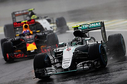 Ecclestone calls for double-header Formula 1 races