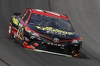 El novato Erik Jones logra su primera pole en la NASCAR Cup