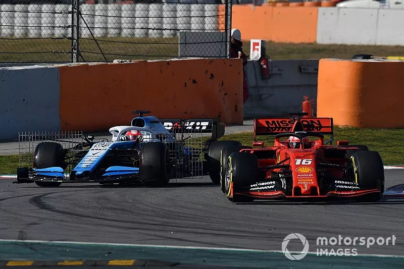 Charles Leclerc, Ferrari SF90 and Robert Kubica, Williams FW42