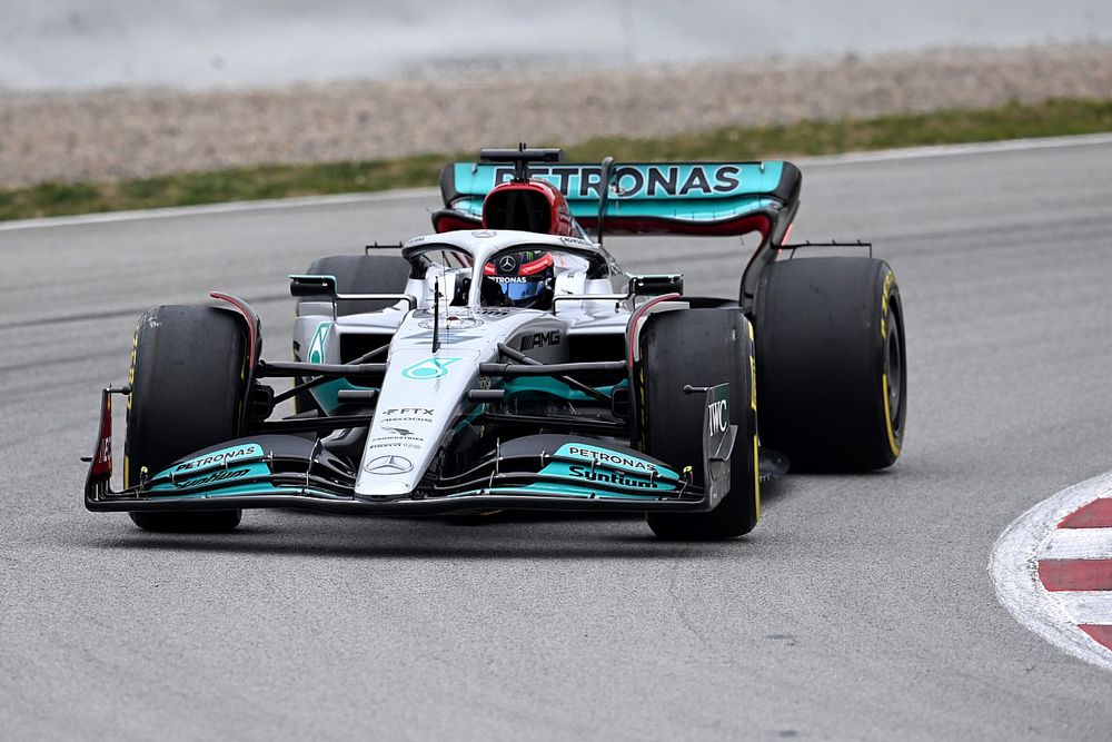2022 F1 Barcelona test: Russell tops red-flagged final morning
