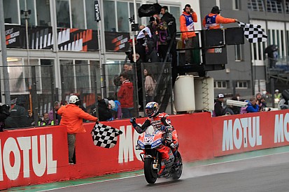MotoGP Valencia: Andrea Dovizioso rengkuh podium tertinggi