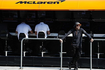 McLaren says it won't be lost without Alonso benchmark