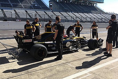 Aitken, Renault ile Pirelli lastik testini tamamladı