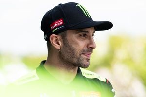 Iannone: "Vi en mi teléfono un mensaje de Valentino: 'Llámame, ¡es importante!'"