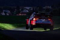 Neuville przyspieszył