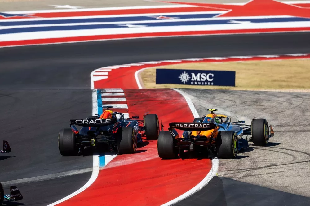 Max Verstappen, Red Bull Racing RB20, Lando Norris, McLaren MCL38