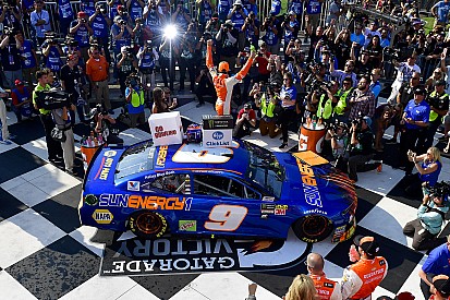 Chase Elliott centra la sua prima vittoria nella Cup a Watkins Glen