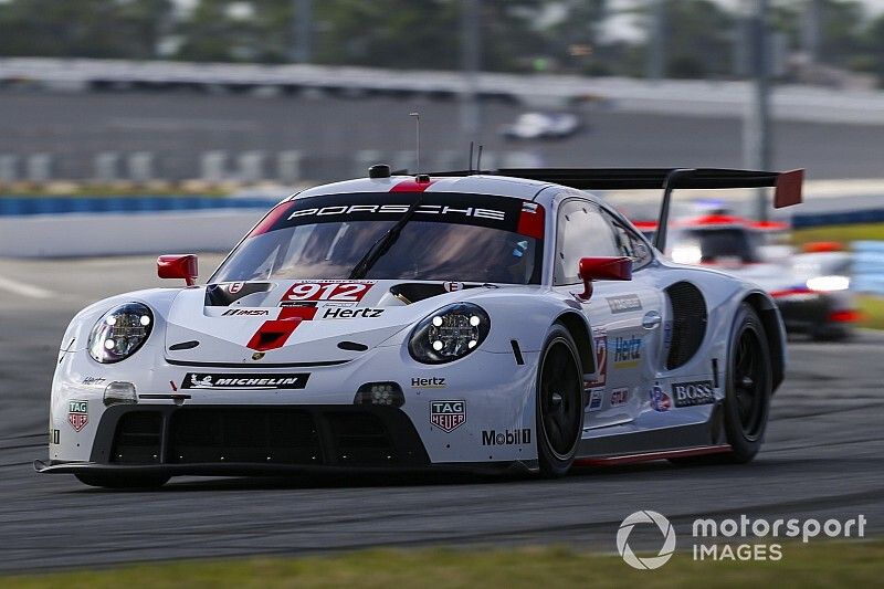 #912 Porsche GT Team Porsche 911 RSR - 19, GTLM: Laurens Vanthoor, Earl Bamber, Mathieu Jaminet