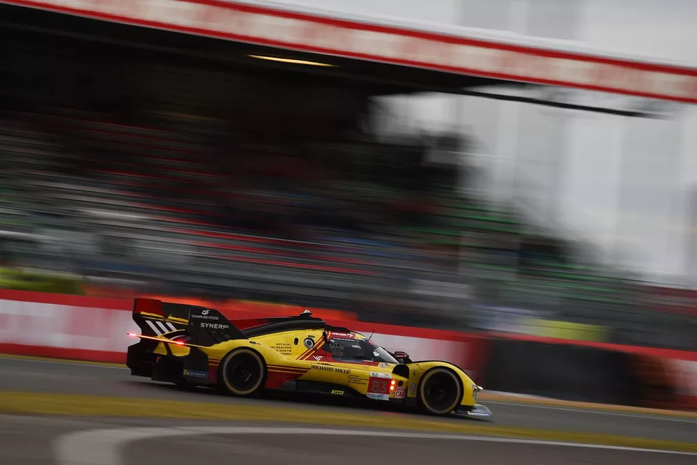 #83 AF Corse Ferrari 499P: Robert Kubica, Robert Shwartzman, Yifei Ye