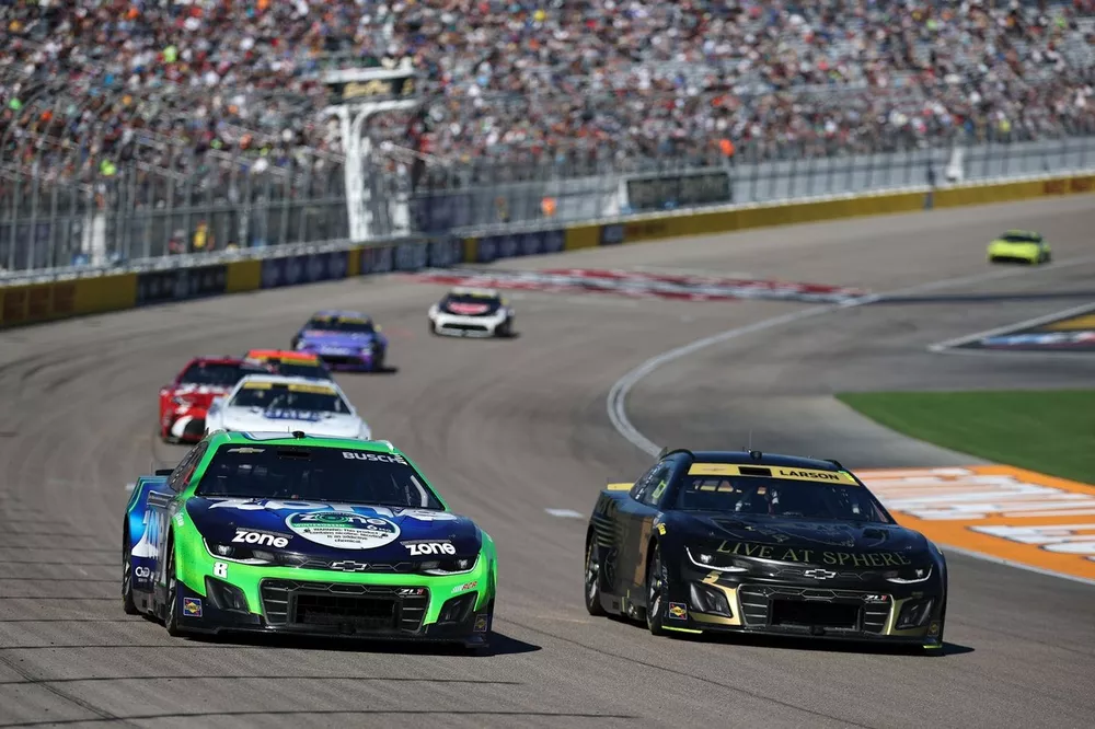 Kyle Busch Cod Kyle Larson shares his favorite Kyle Busch memory