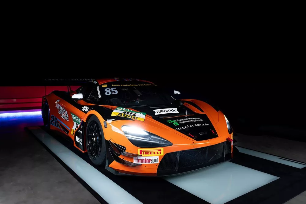 Clemens Schmid, Ben D&ouml;rr, D&ouml;rr Motorsport McLaren 720S GT3 Evo