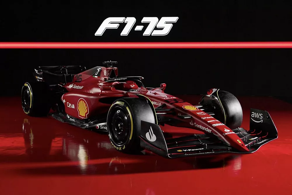 ニュースクラッチ 1/43 フェラーリ F1-75 2022 完成品 フェラーリ、2022年型F1新車”F1-75”を発表。赤＋黒の1980〜90年代を