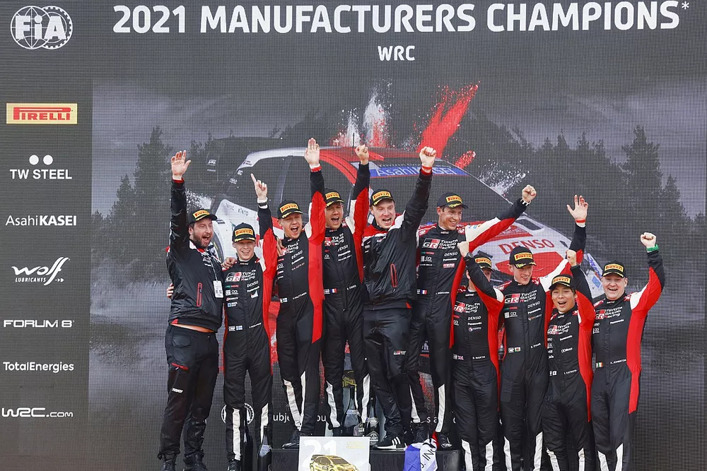 Podium: Tom Fowler, Jari-Matti Latvala, Team principal Toyota Gazoo Racing, S&eacute;bastien Ogier, Julien Ingrassia, Toyota Gazoo Racing WRT Toyota Yaris WRC, Elfyn Evans, Scott Martin, Toyota Gazoo Racing WRT Toyota Yaris WRC, #68#, Takamoto Katsuta, Aaron Johnston, Toyota Gazoo Racing WRT Toyota Yaris WRC