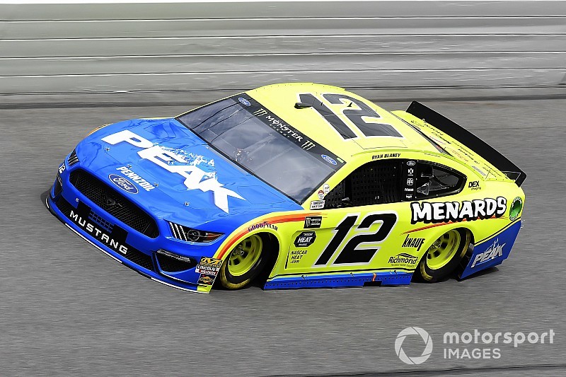 Daytona 500: Ryan Blaney beats Byron for Stage 2 win
