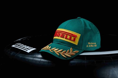 F1: Pirelli anuncia colaboração com designer para produzir bonés especiais dos pódios em 2025