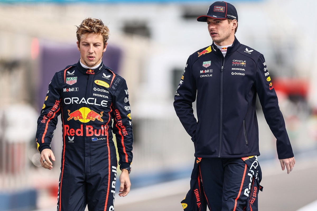 F1: Verstappen "não concordou com demissão" de Lawson da Red Bull