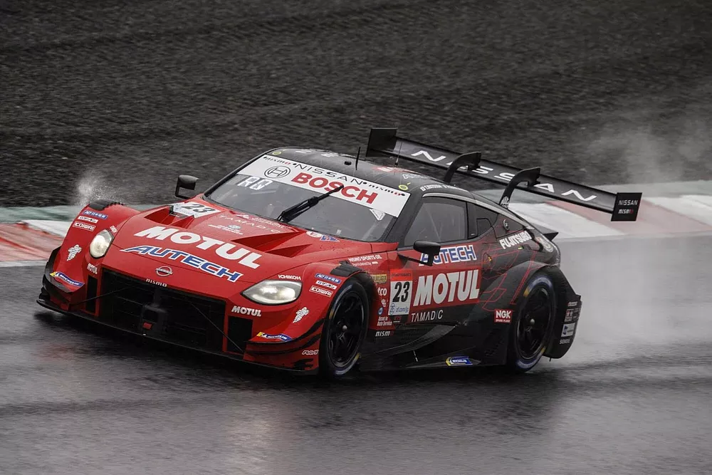 【希少】MOTUL AUTECH Z 2023 松田次生 GT 24 wins ゾーンに入った松田次生、”無心のアタック”で後続に1秒差「自分でも