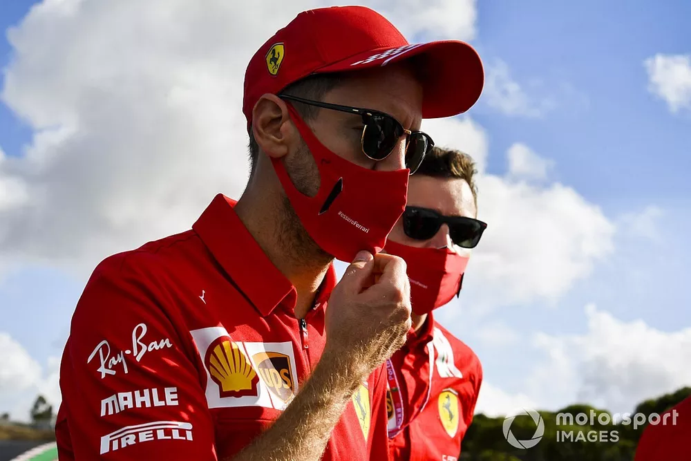 Sebastian Vettel, Ferrari cammina in pista