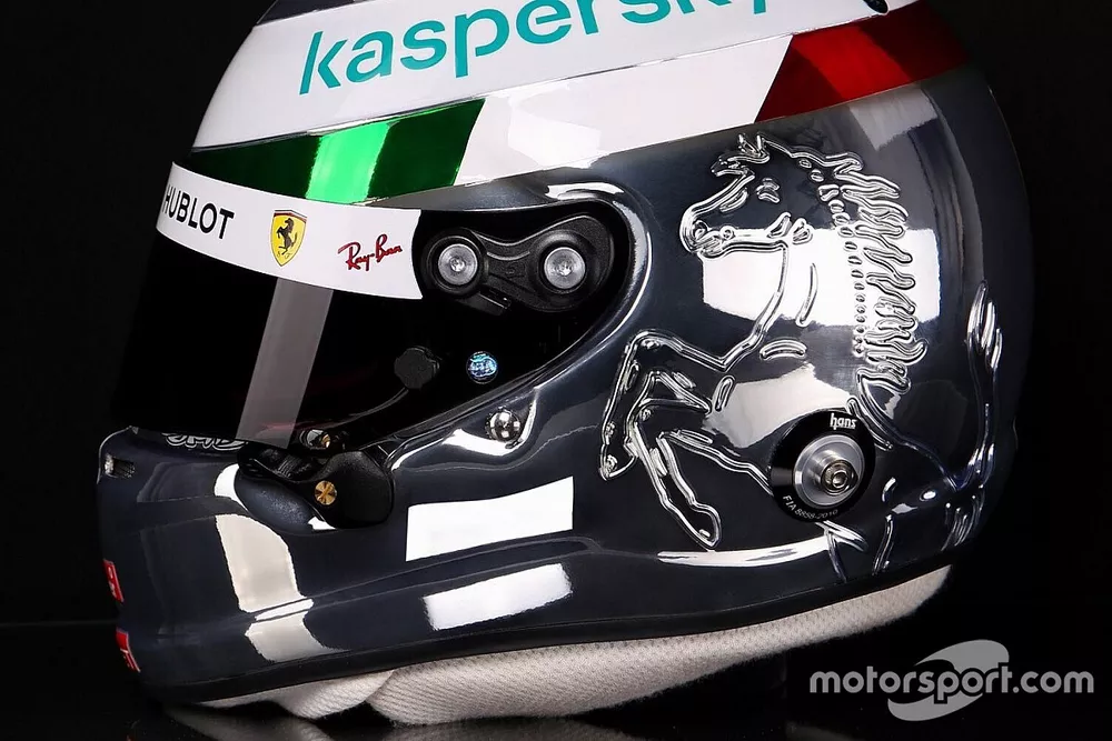 Sebastian Vettel, capacete para o GP da Itália
