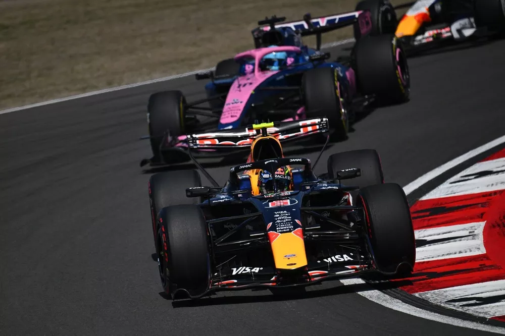 Pierre Gasly, Alpine, Isack Hadjar, Red Bull Racing