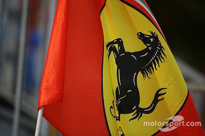 Bandera de Ferrari
