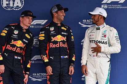 Hamilton gioca in difesa: "Le Red Bull sono superiori, debbo tenermi fuori dai guai"