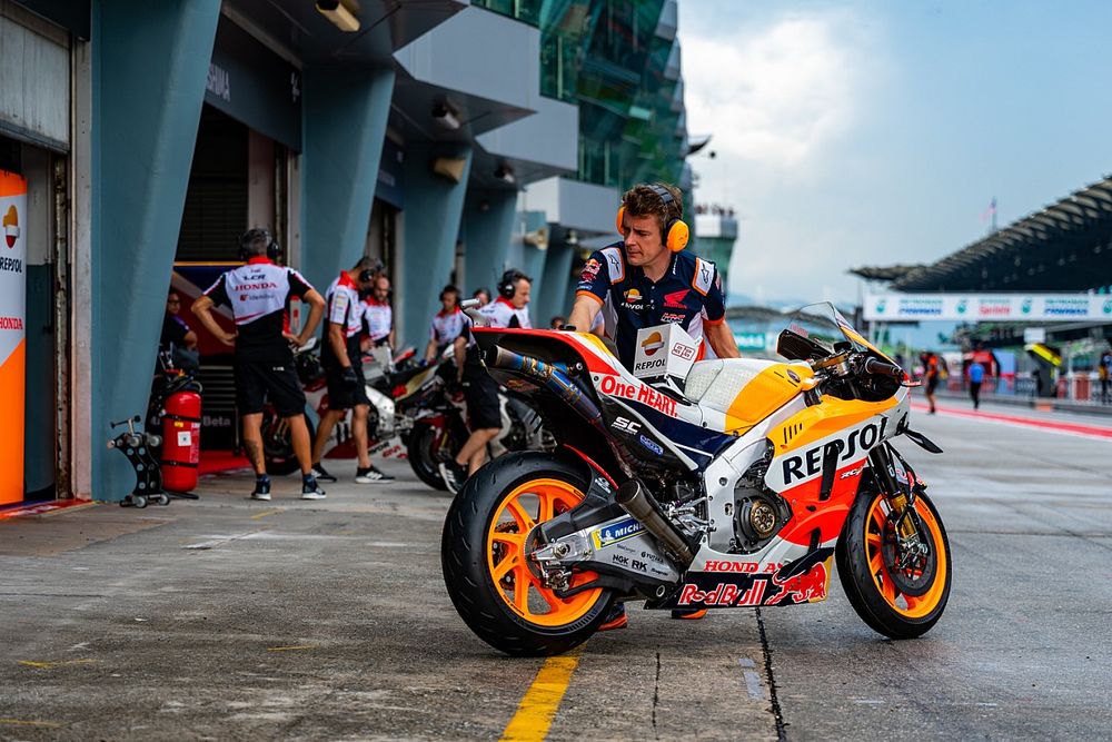 Marc Márquez, Repsol Honda Team, crew member