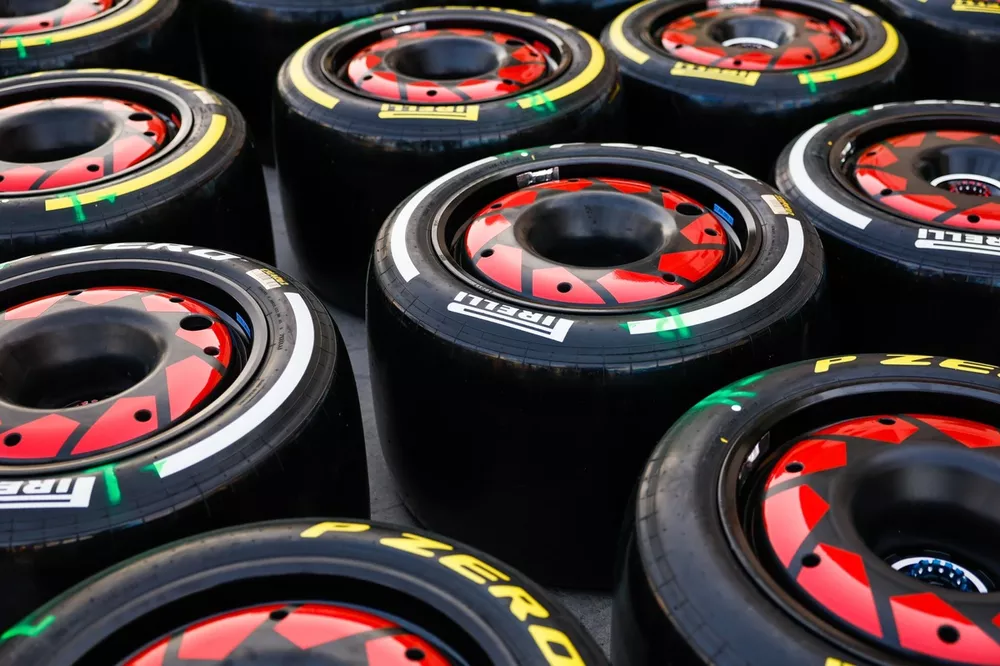 Neum&aacute;ticos Pirelli