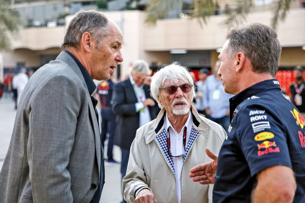Gerhard Berger, Bernie Ecclestone and Christian Horner, Team Principal, Red Bull Racing