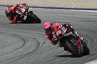 Aleix Espargaró lidera la FP1 de MotoGP en Catalunya