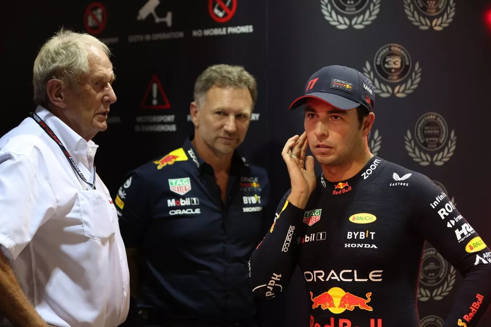Helmut Marko, Consultant, Red Bull Racing, Christian Horner, Team Principal, Red Bull Racing, Sergio Perez, Red Bull Racing
