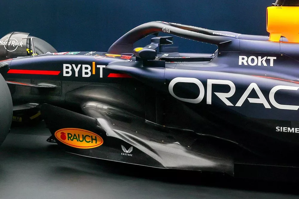 Red Bull Racing RB20 detalle
