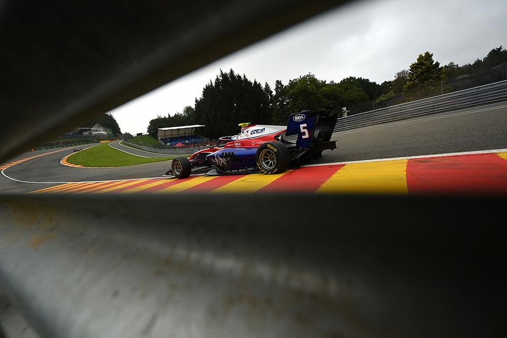 Clement Novalak,  Trident