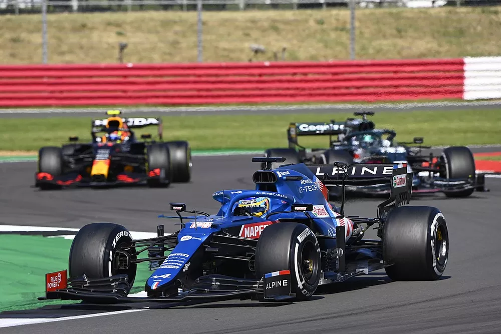 Fernando Alonso, Alpine A521, Lance Stroll, Aston Martin AMR21