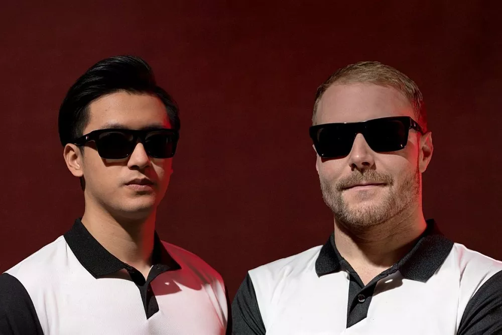 Web-Eyewear_All-Drivers_lr-2360x1020
