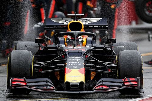 Red Bull rompe su propio récord de parada de pits