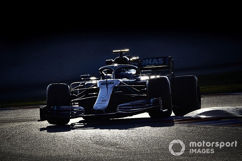 A Mercedes a 2019-es F1-es szezon előtt: 5535 kilométer – a rejtőzködő?