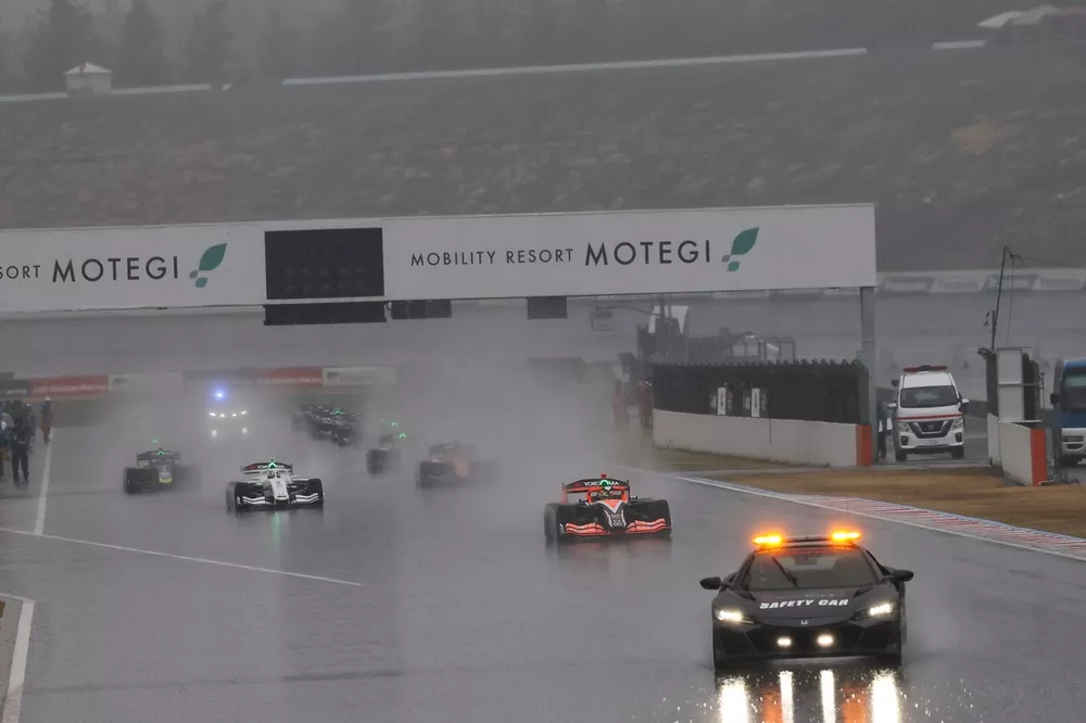 Safety car