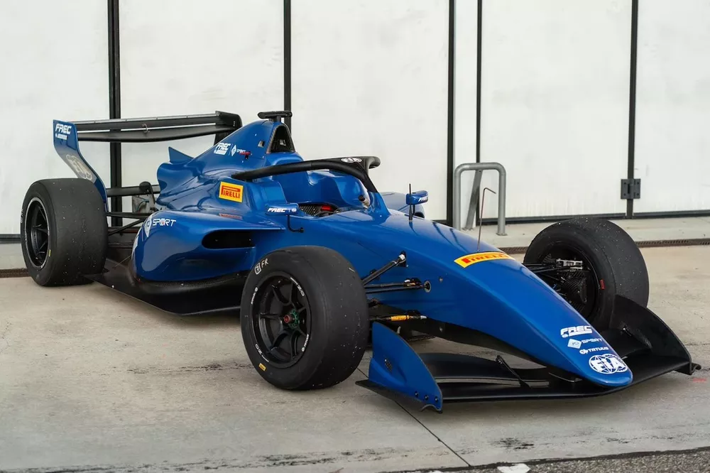 La nuova Tatuus T-326