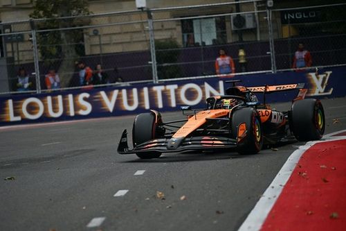 McLaren cambia el chasis de Piastri tras su accidente en Bak&uacute;