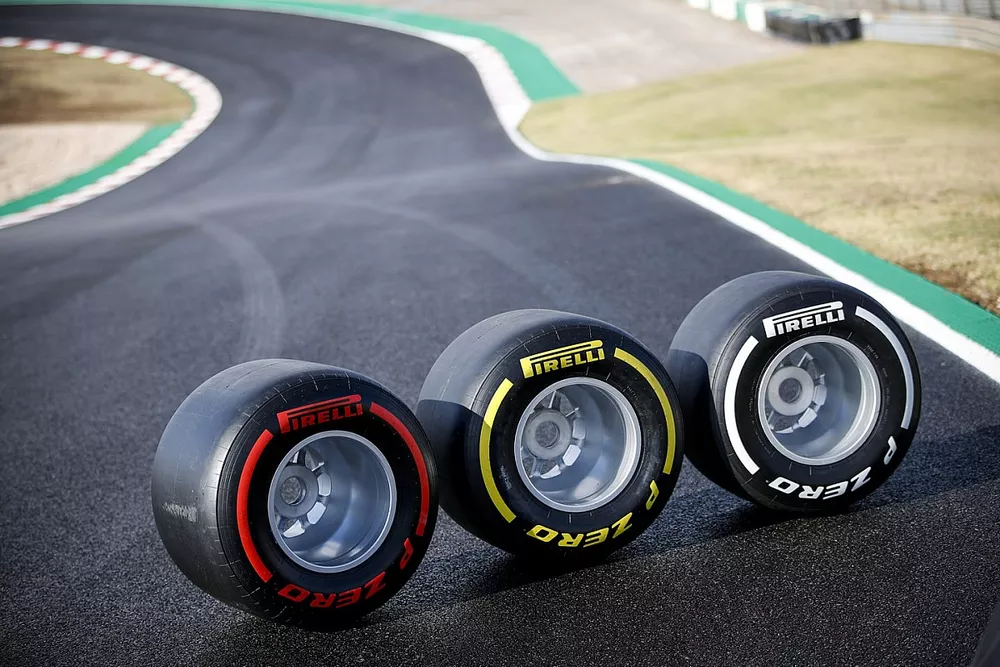 Neum&aacute;ticos Pirelli