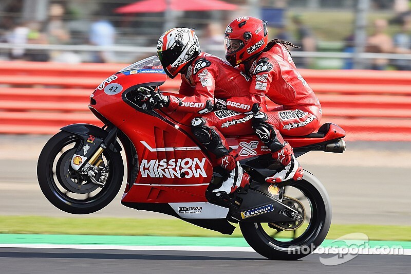 ツインリンクもてぎでMISSION WINNOWドゥカティMotoGPマシンに乗ろう
