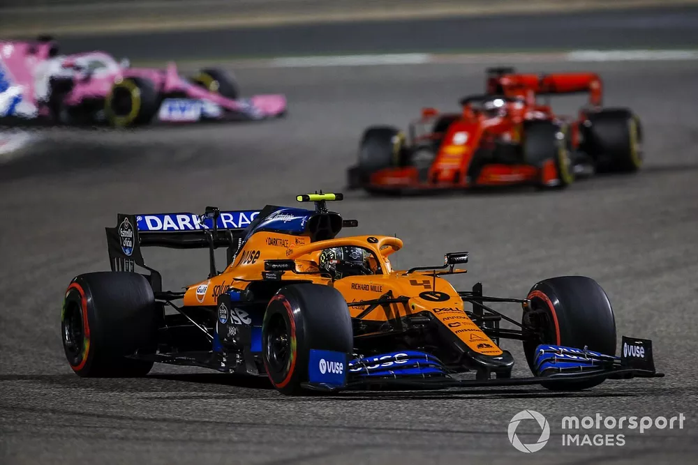 Lando Norris, McLaren MCL35, Sebastian Vettel, Ferrari SF1000, Sergio Pérez, Racing Point RP20