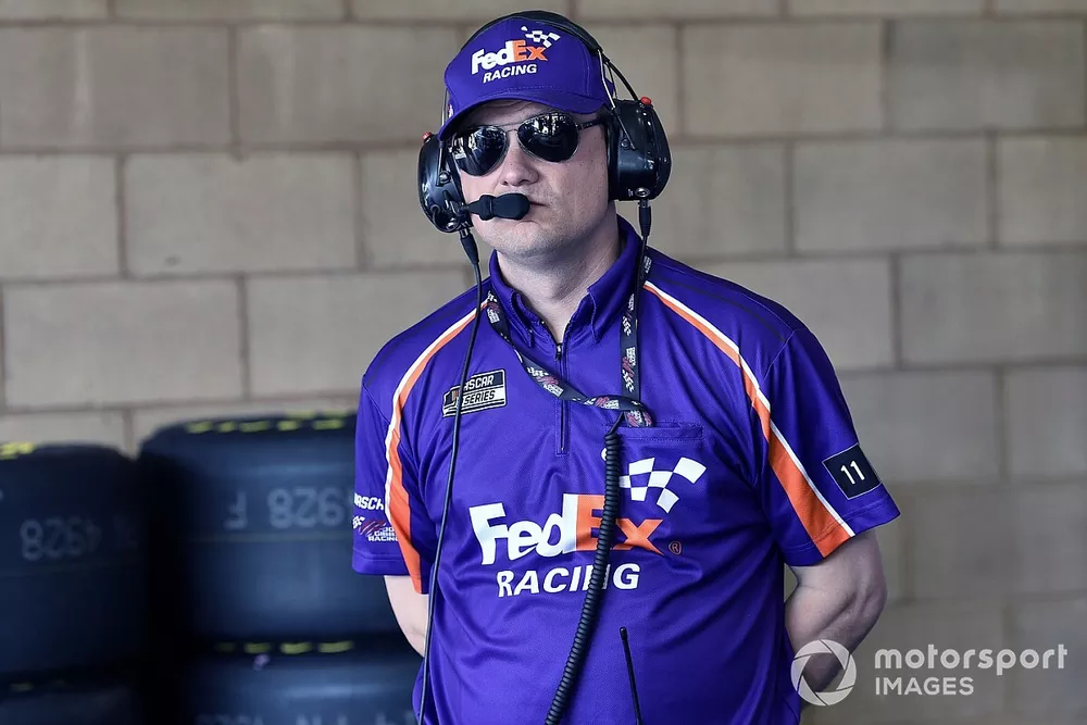Christopher Gabehart, Denny Hamlin, Joe Gibbs Racing, Toyota Camry FedEx Office