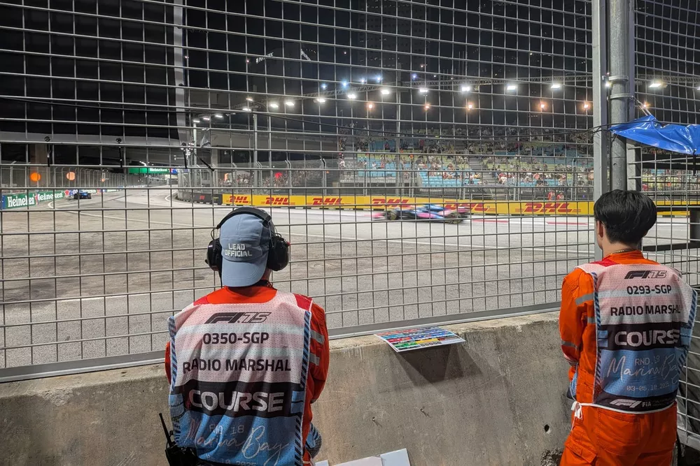 Marshals at work at the Singapore Grand Prix
