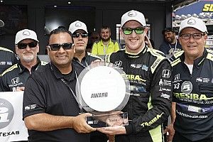 Kimball consigue la pole en Texas y Gabby Chaves en 20