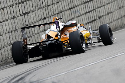 F3 Macau: ecco com'è ridotta la monoposto di Tsuboi dopo il crash con Sophia Floersch
