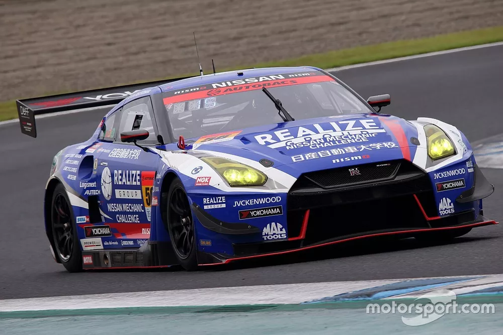 #56 Kondo Racing Nissan GT-R NISMO GT3: Kiyoto Fujinami, Joao Paulo de Oliveira