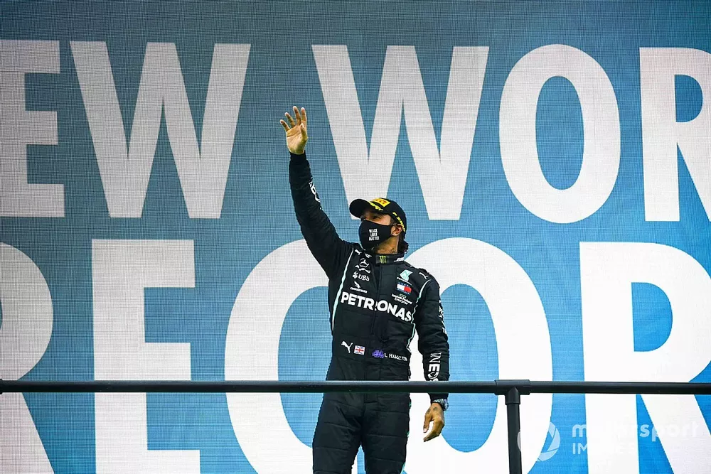 Podium: race winner Lewis Hamilton, Mercedes-AMG F1